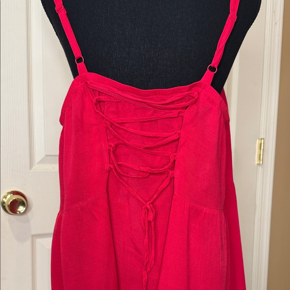 Red Button-Down Tank Top - Picture 4 of 4